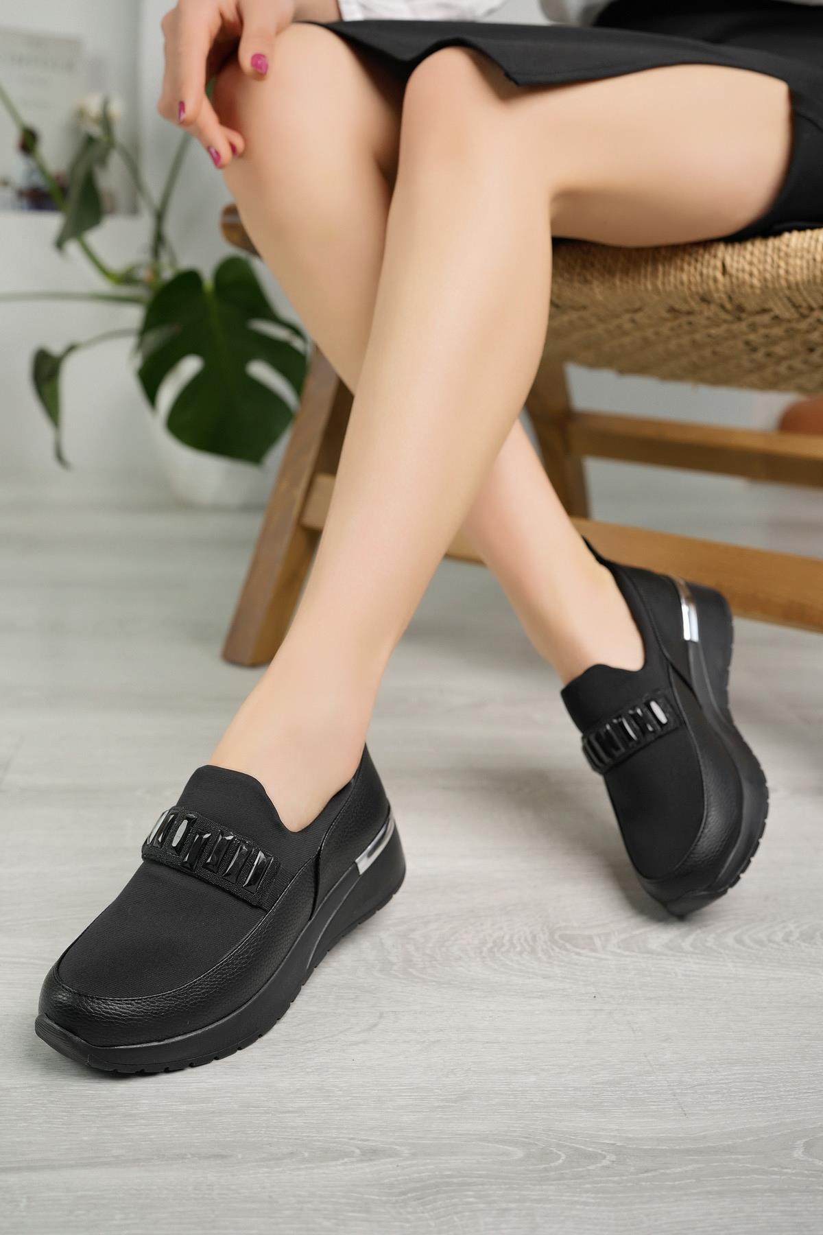 Nesil Shoes Wiss 330 Siyah Anatomik Kadın Ayakkabı