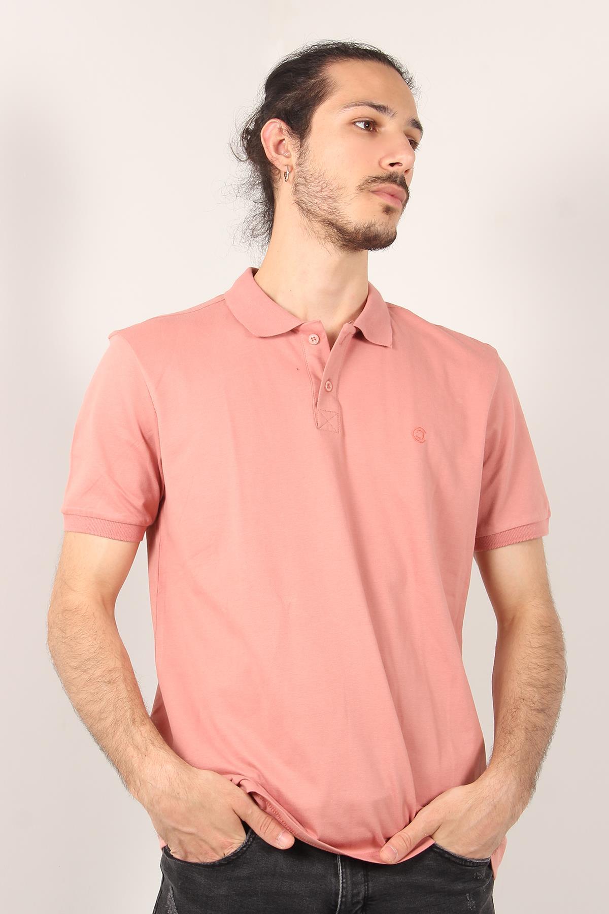 T-shirtmckanzie3720 İcono Amblemli İki Düğme Polo Yaka T-shirtAradığınız T-shirt En Uygun Fiyatlar ile mckanzie 'de.
kadınerkek