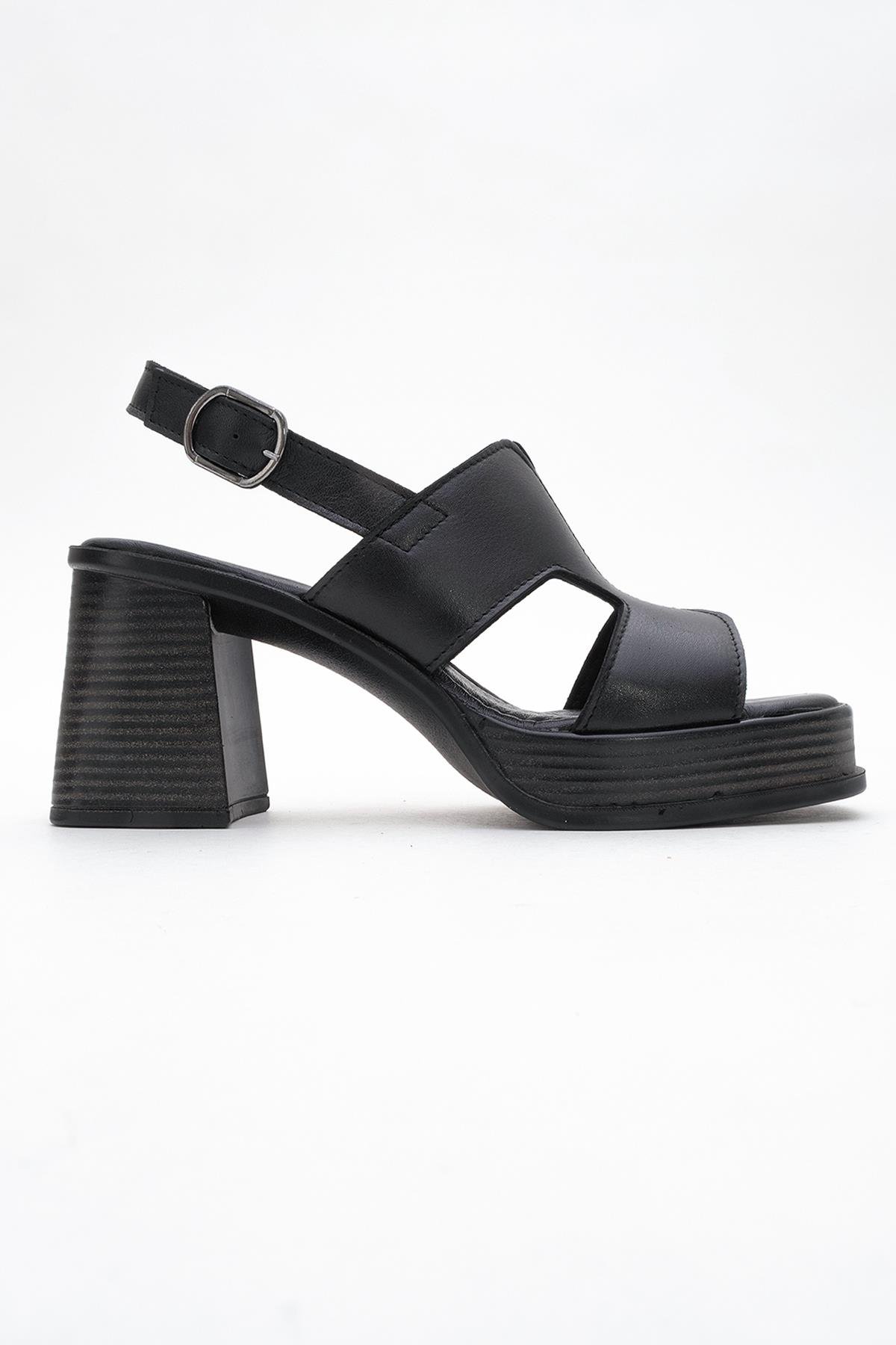 98-D2261-2-SIYAH CILTKEVIN Siyah Cilt Hakiki Deri Kadın Platform Topuklu Sandalet