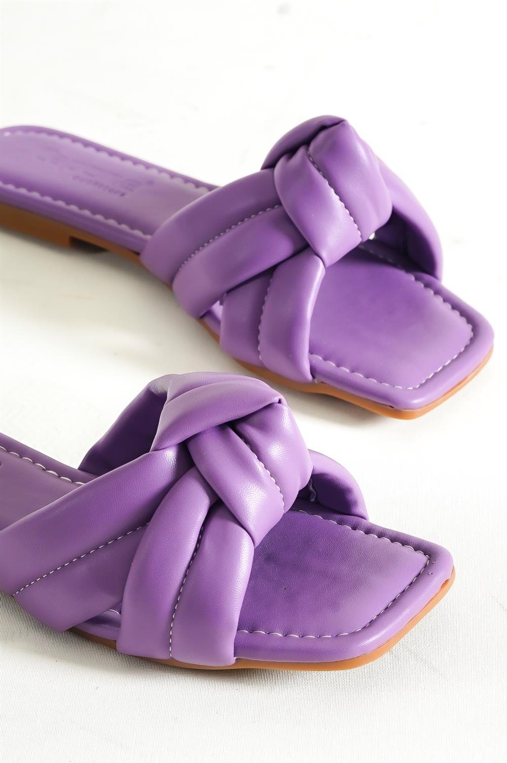 Capone Flat Heel Woman Sandals