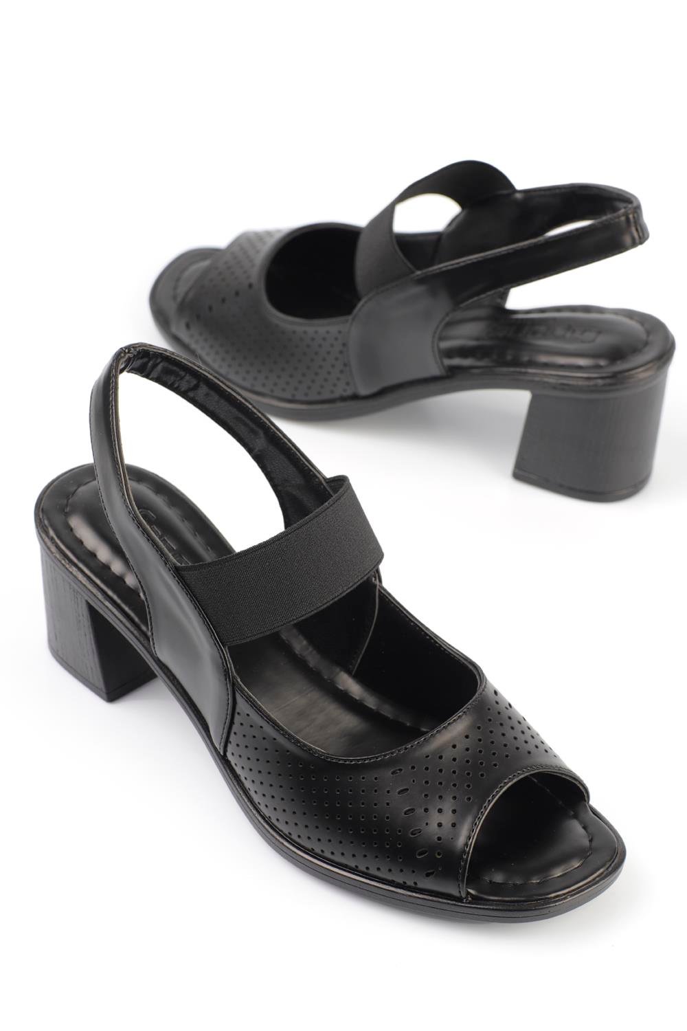 Capone Flat Toe Woman Shoes With Inner Pad and Elastic Banded