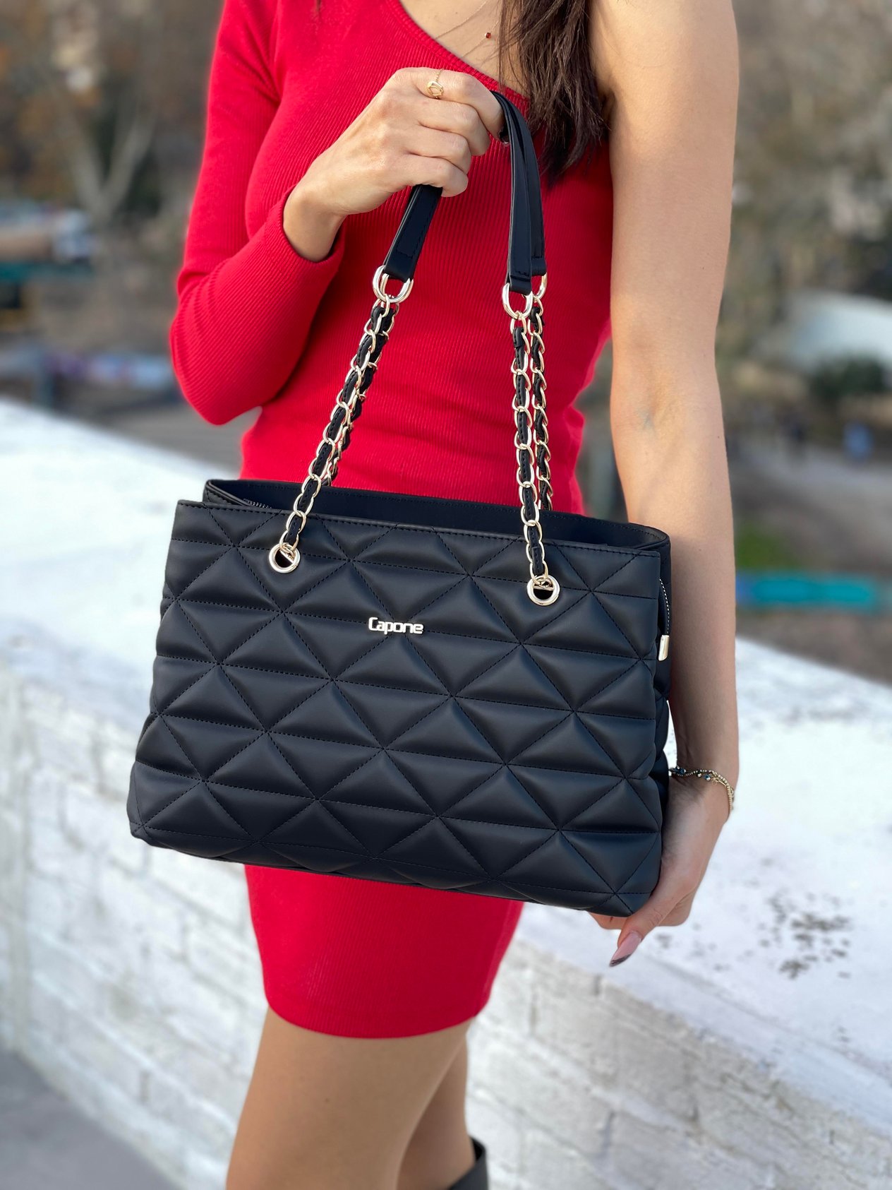 Capone Imperia Grande Women Black Shoulder Bag