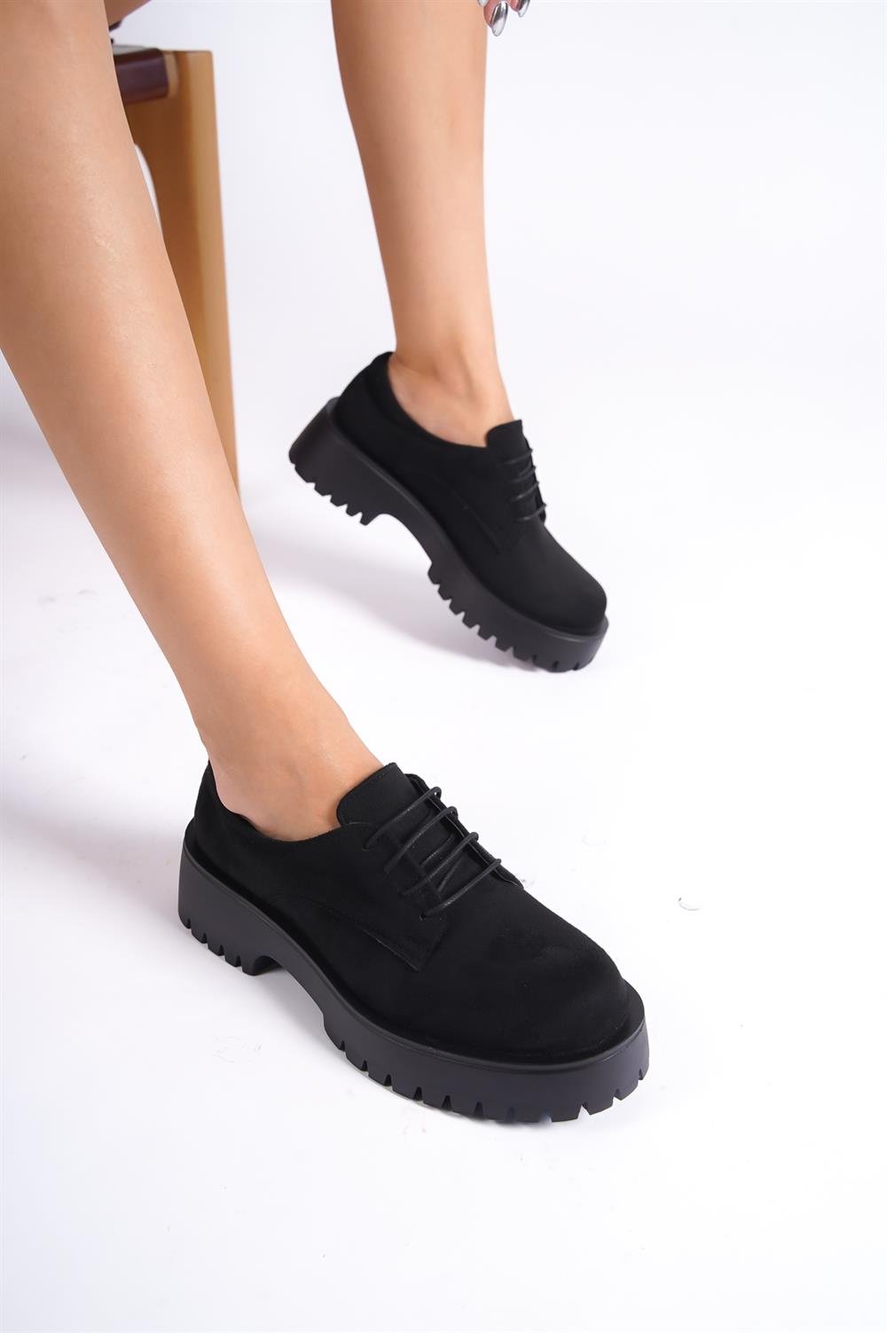 Capone Laced Track Sole Woman Loafer