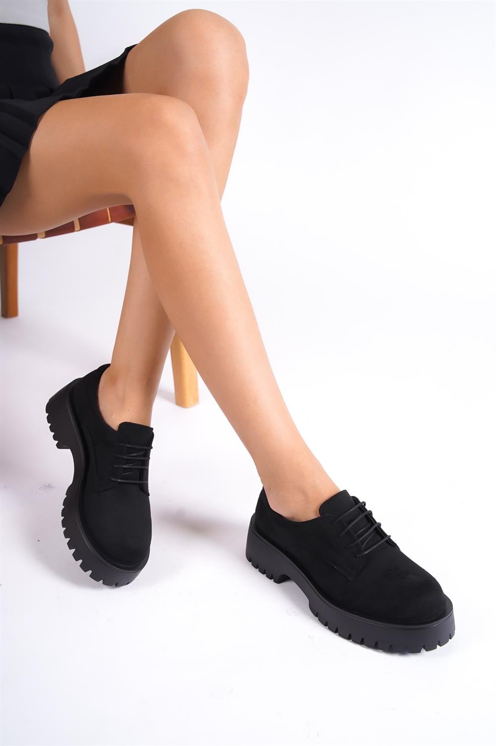 Capone Laced Track Sole Woman Loafer