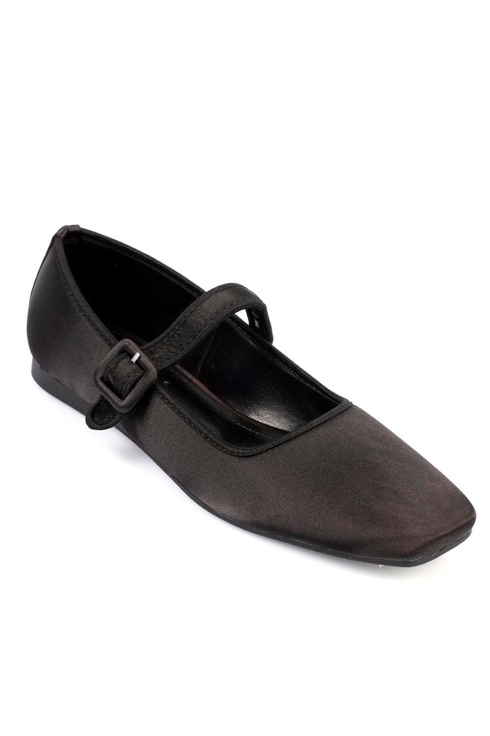 Capone Outfitters F14 Women Satin Black Ballerina