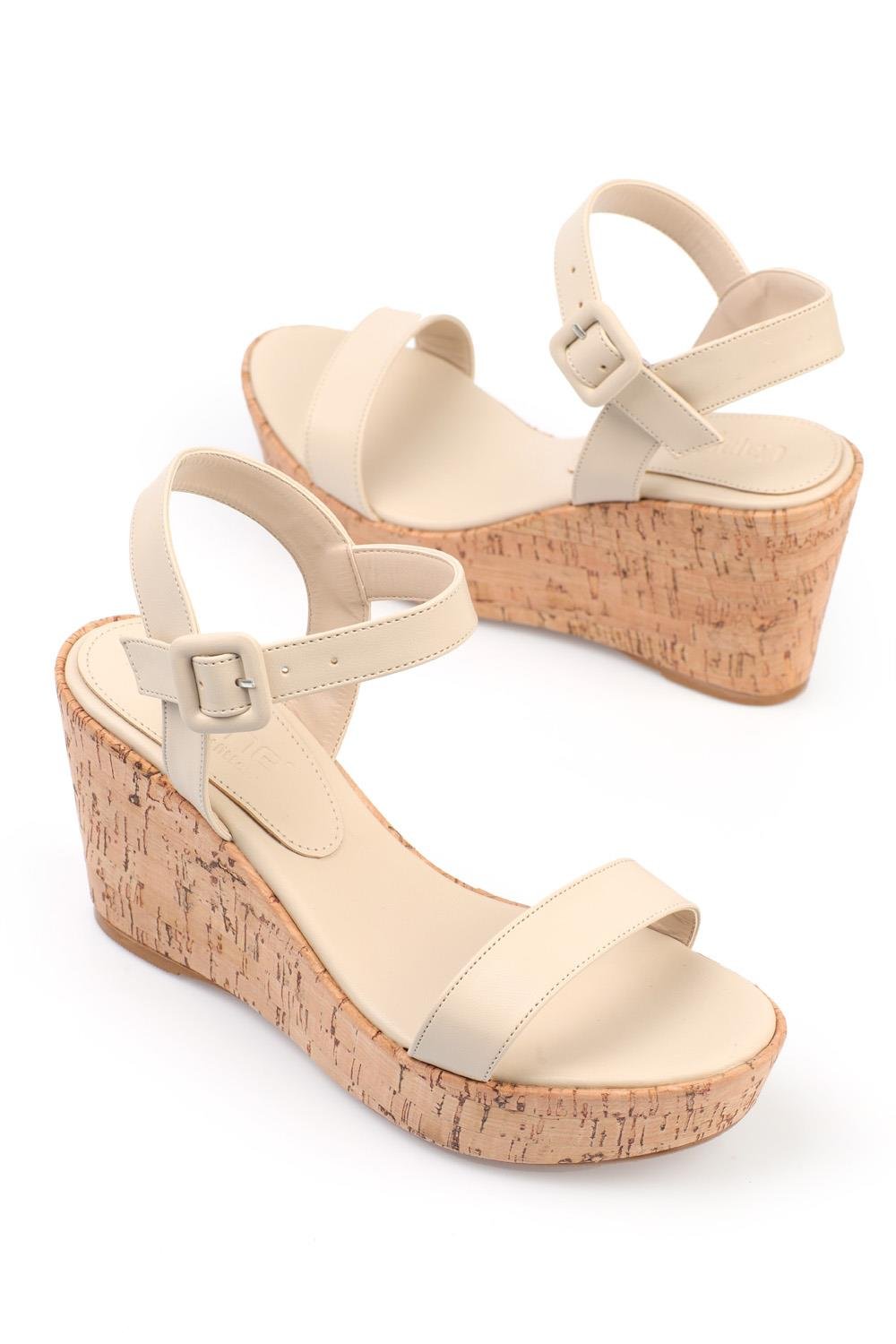 Capone Oval Toe Ankle Belt Bouckle Wicker Wedge Heeled Woman Sandals