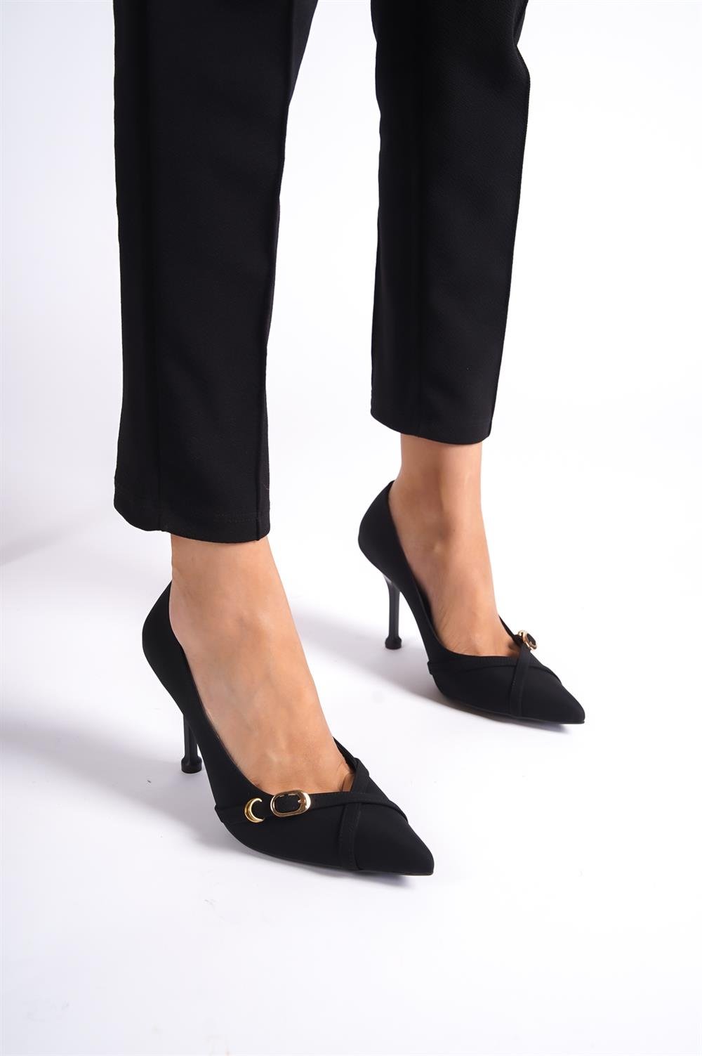 Capone Pointed Toe Belt Accessory Woman Shoes