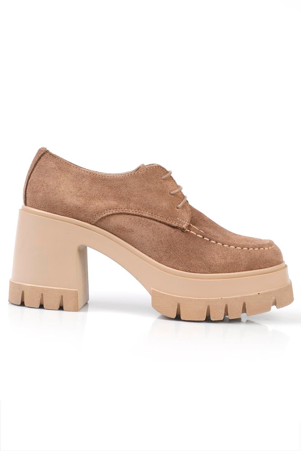 Capone Round Toe Laced Mid Heel Woman Loafer