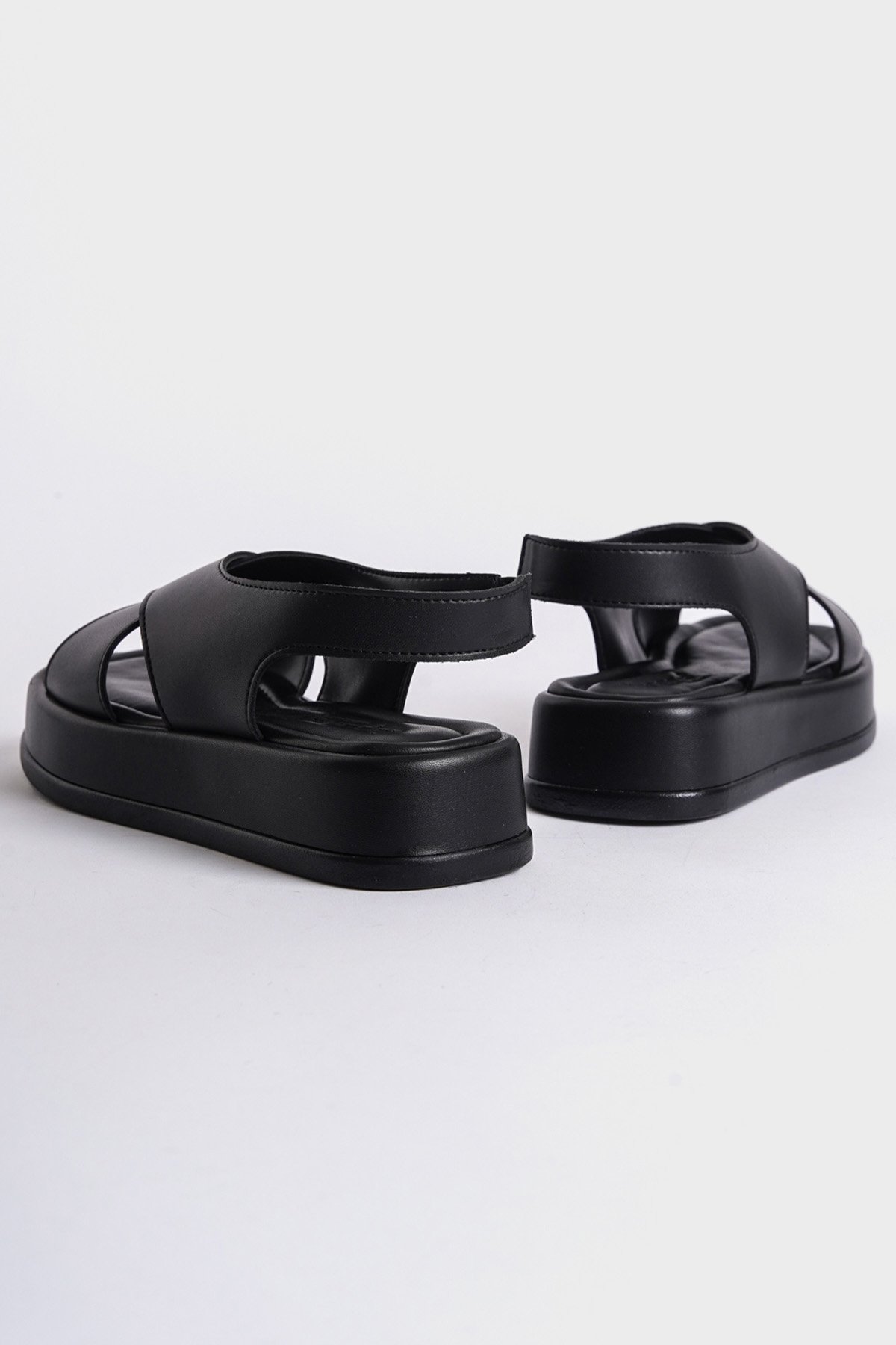 Capone Wedge Heeled Cross Strap Women Black Sandals