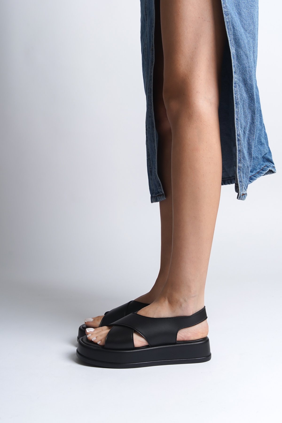 Capone Wedge Heeled Cross Strap Women Black Sandals