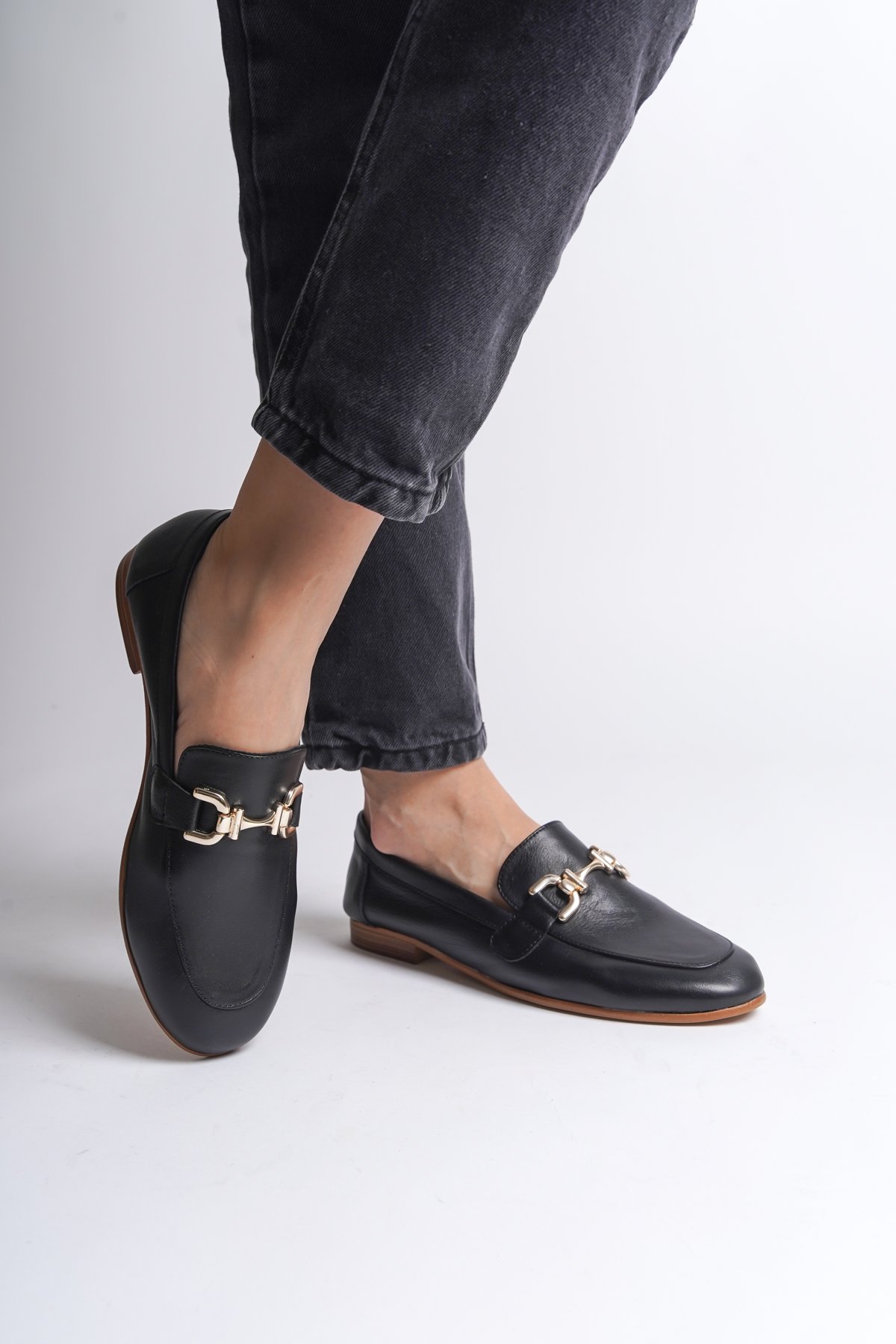 Capone Women Black Loafer