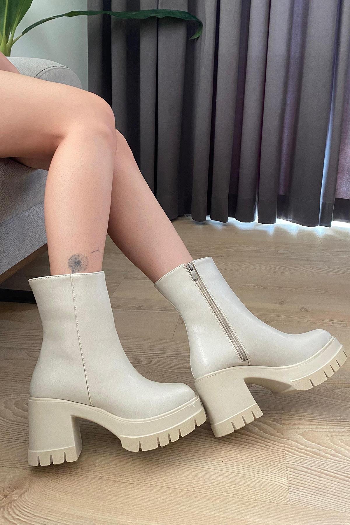 Kadın Pita ( 8 cm ) Platfom Topuklu Fermuarlı Bot