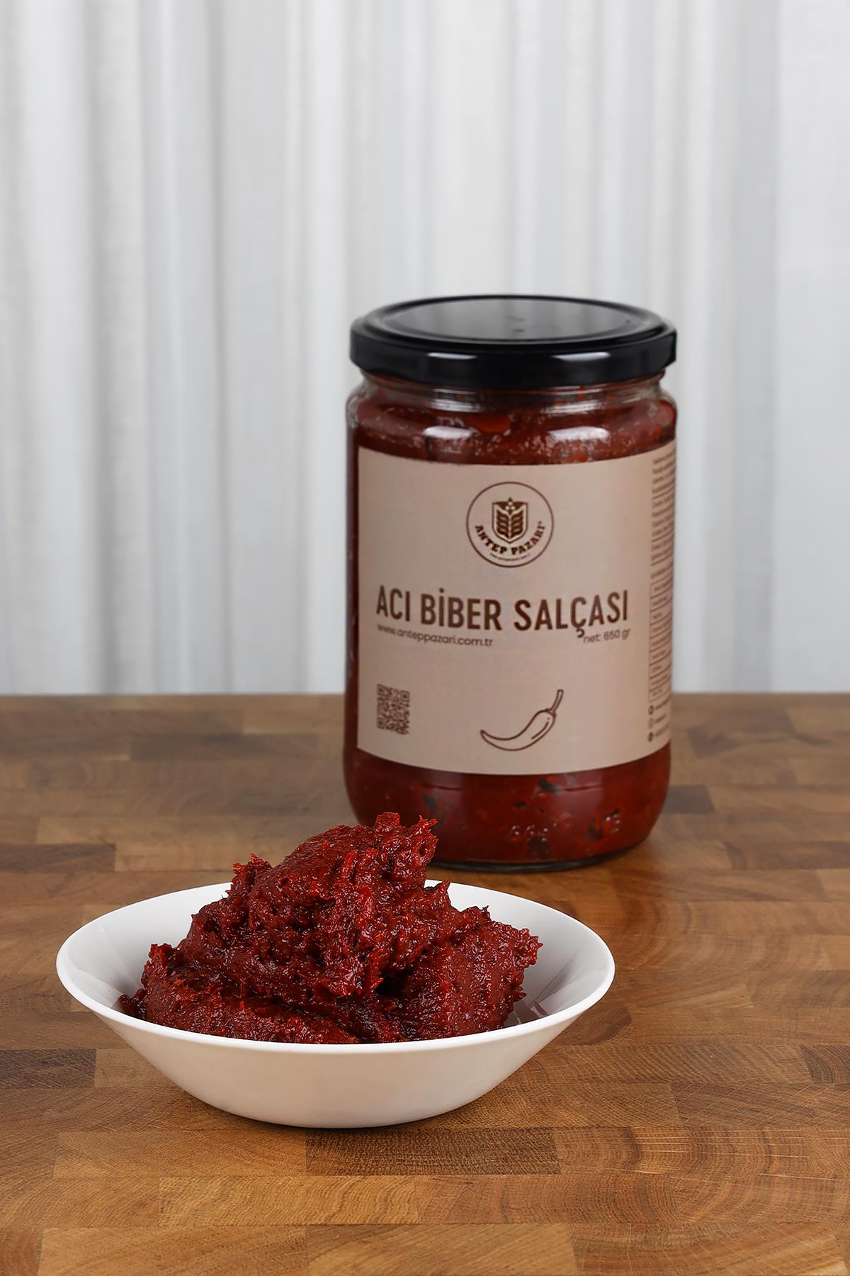 Acı Biber Salçası 