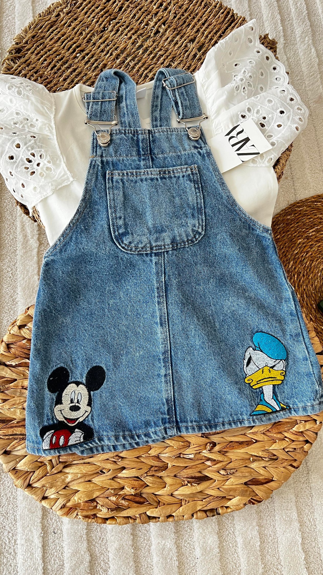 Daisy Mickey 