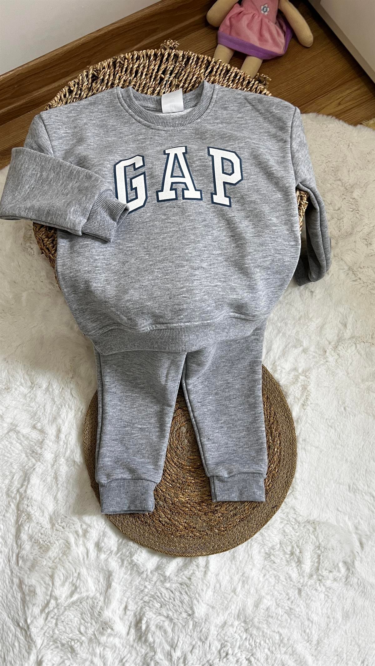 Gri gap cep detay 