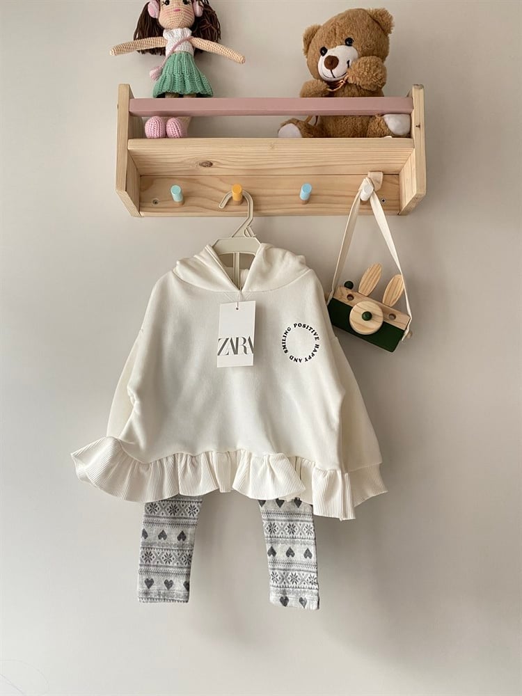 Zara sweat fırfırlı 