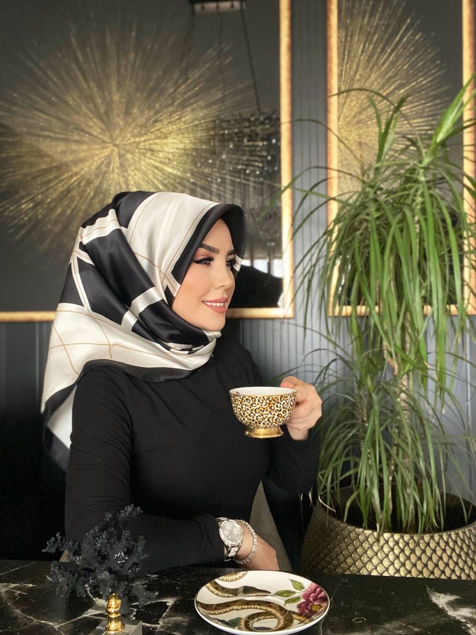 Armine Eşarp