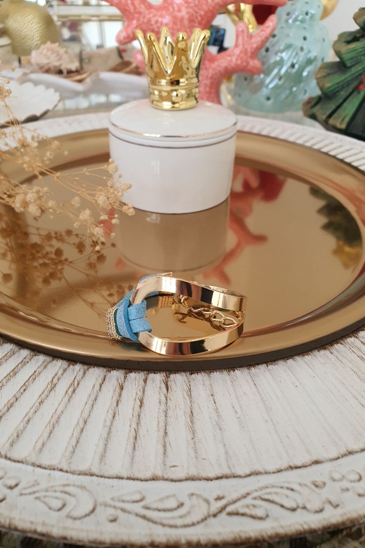 Mavi Derili Metal Bileklik Gold