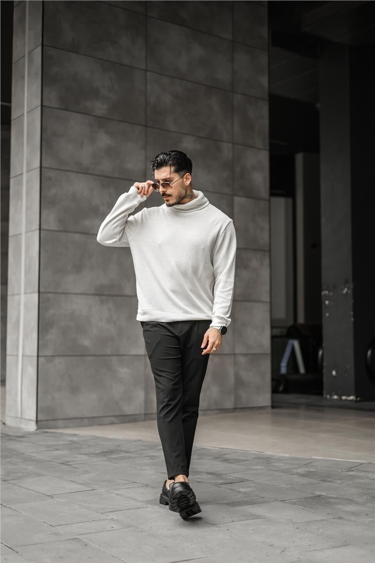Geniş Ribanalı Oversize Boğazlı Kazak Kırık Beyaz