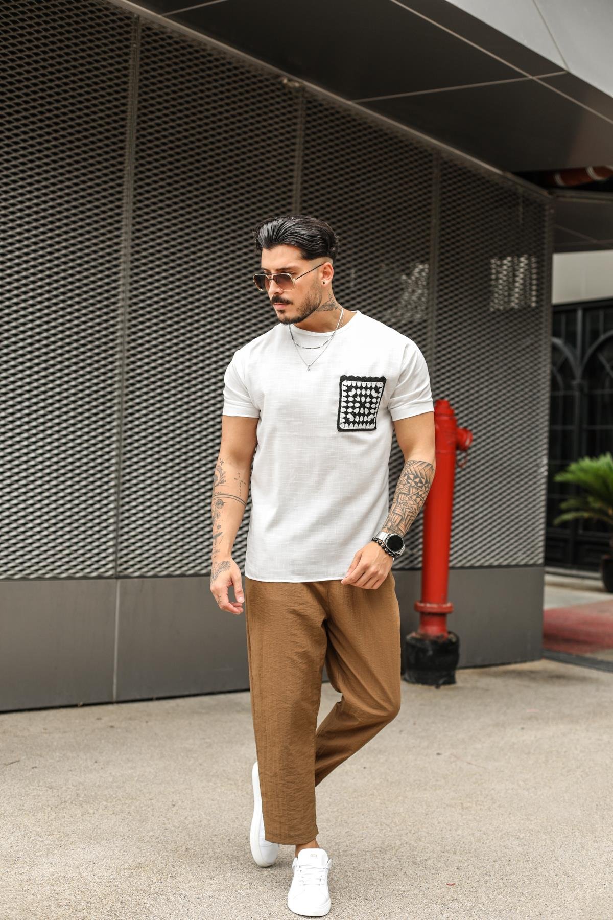 Keten Cepli Nakış Örmeli Oversize T-Shirt Beyaz