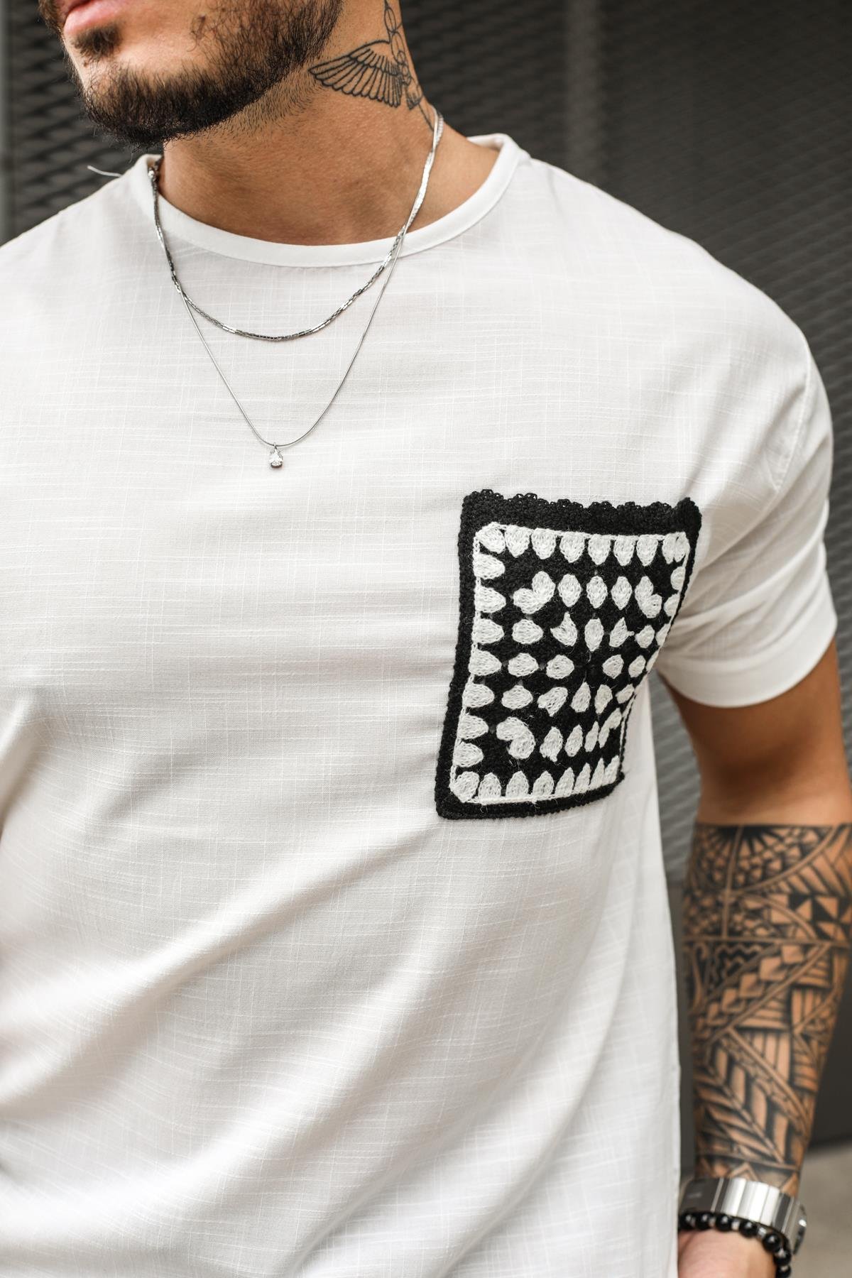 Keten Cepli Nakış Örmeli Oversize T-Shirt Beyaz