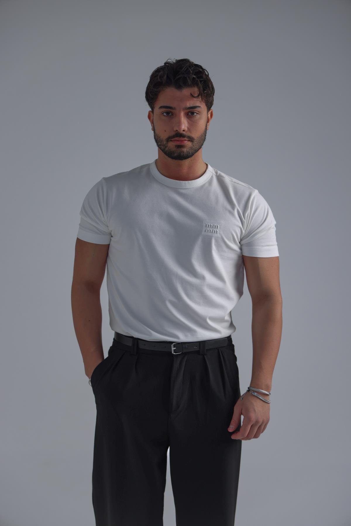 Minimal Baskılı T-Shirt Beyaz