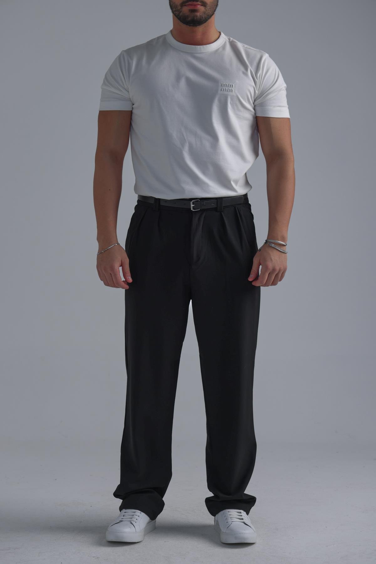 Minimal Baskılı T-Shirt Beyaz