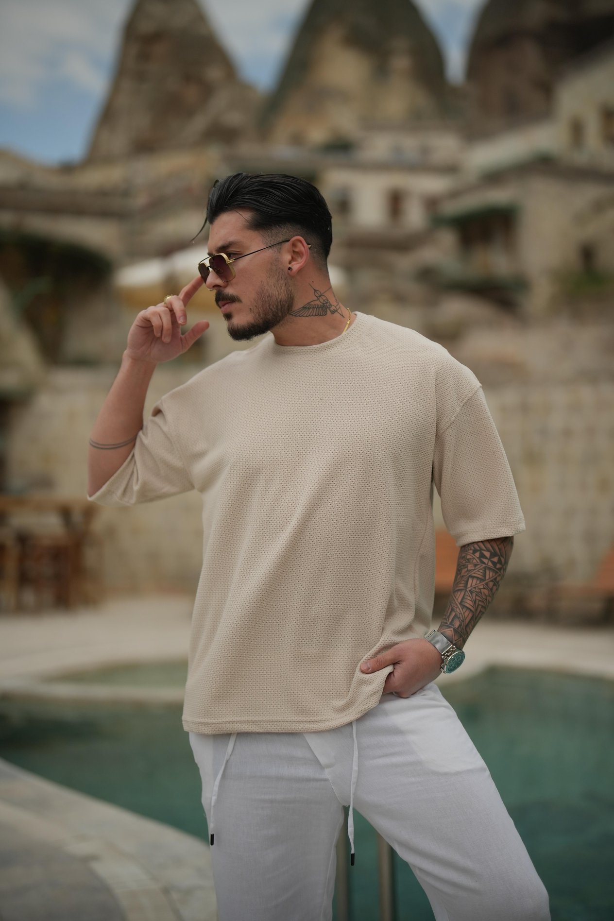 Noktalı Kumaş Pamuklu Oversize T-Shirt Bej