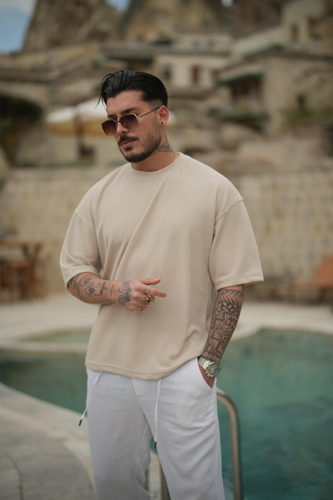 Noktalı Kumaş Pamuklu Oversize T-Shirt Bej