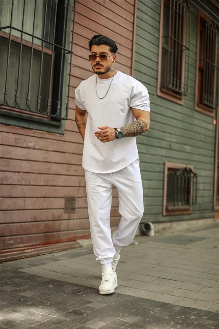 Oval Kesim Oversize T-Shirt Beyaz