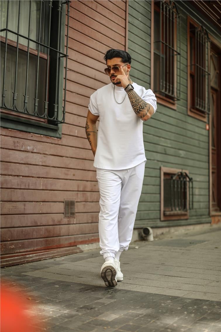 Oval Kesim Oversize T-Shirt Beyaz