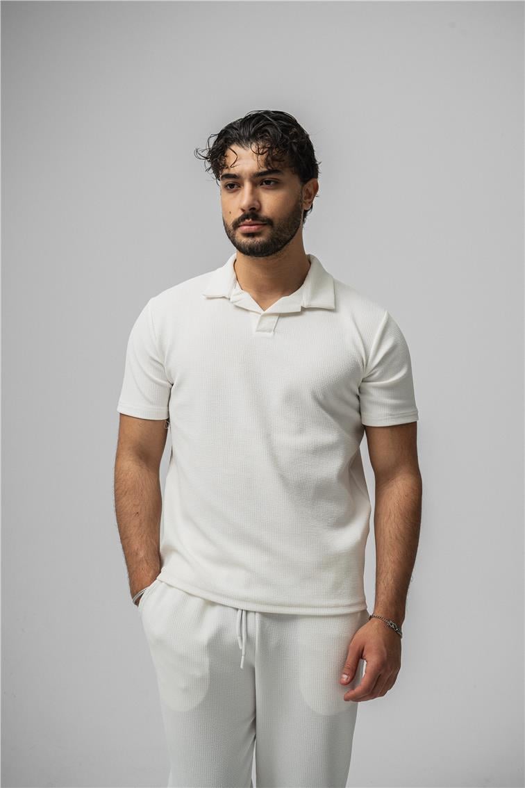 Polo Yaka Gizli Kabartma T-Shirt Beyaz