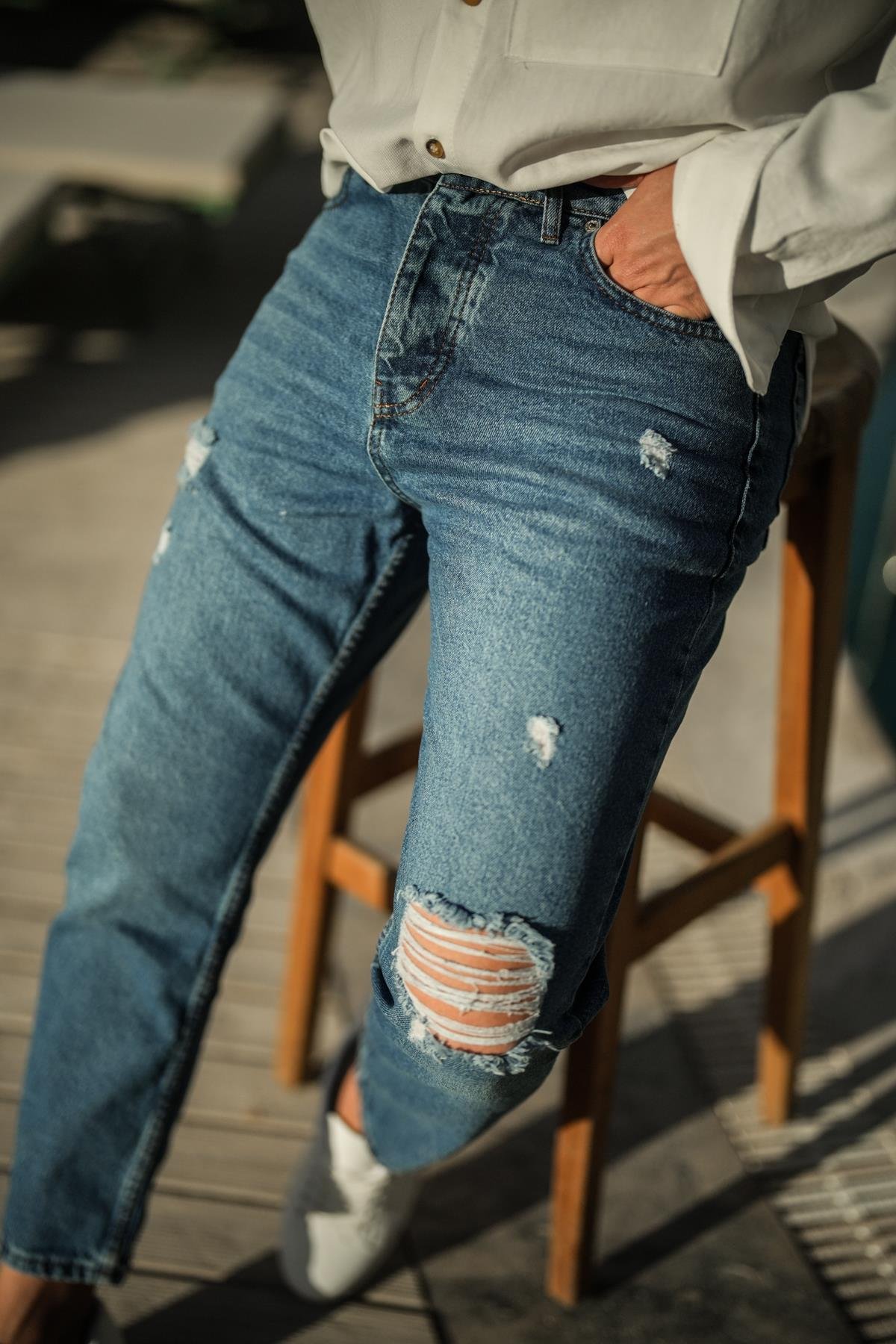 Yıkama Detaylı Mom Jean Mavi