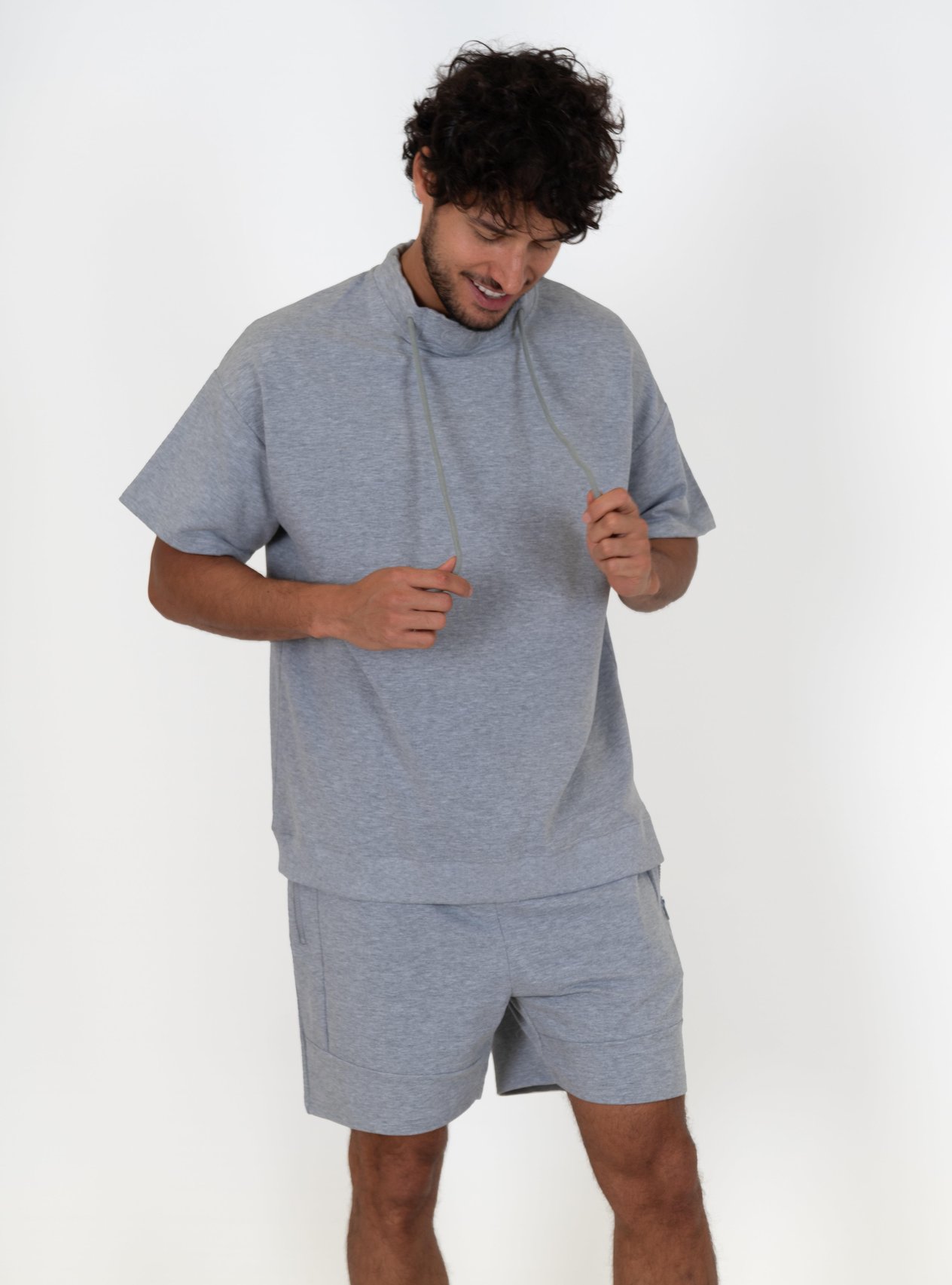 Chuba Erkek Logo Nakışlı Bağcıklı Dik Yaka Rahat Kesim Kısa Kollu Pamuklu Spor Sweatshirt Gri 23S2025