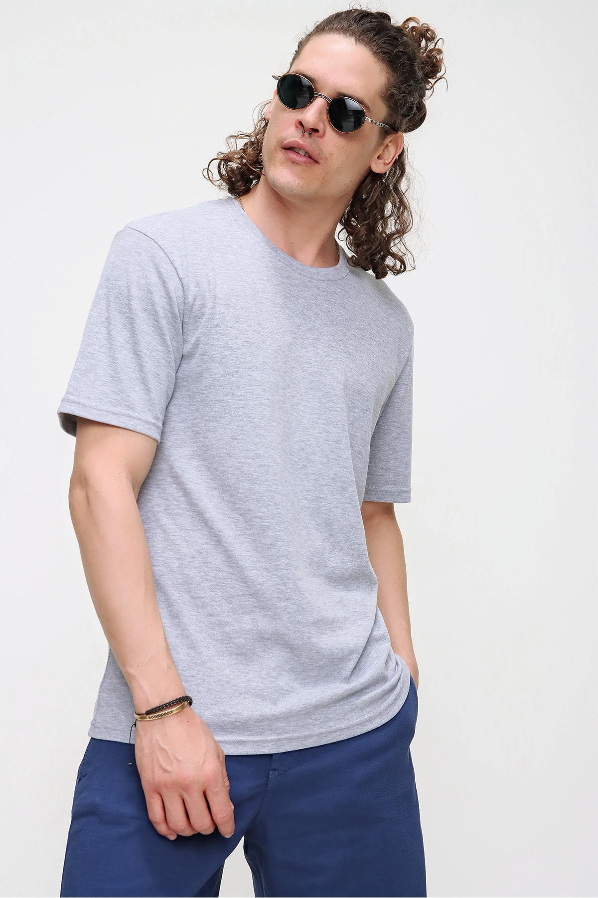 Chuba Erkek Premium Bisiklet Yaka Dokulu Regular Fit Basic T-Shirt 21S103