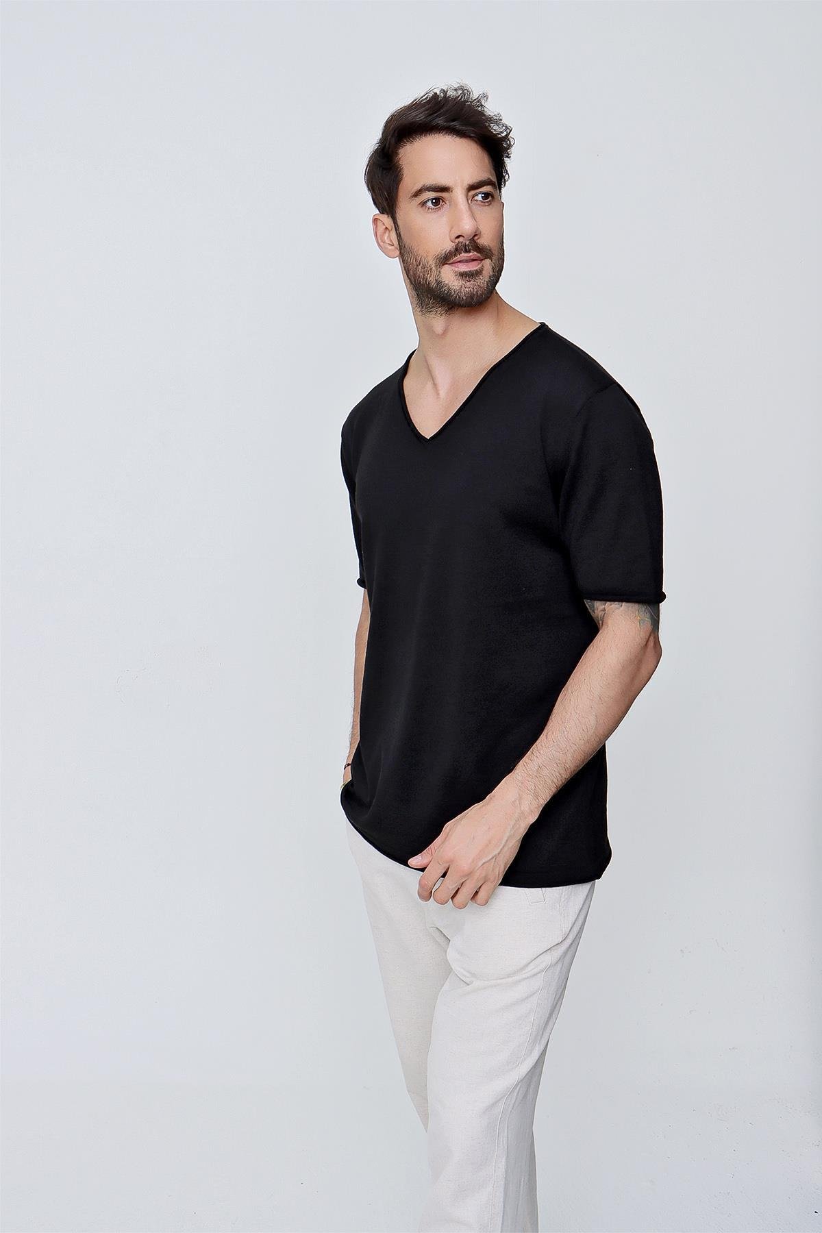 Chuba Erkek V Yaka Loose Fit Pamuklu İnce Triko T-Shirt Siyah  22SM204