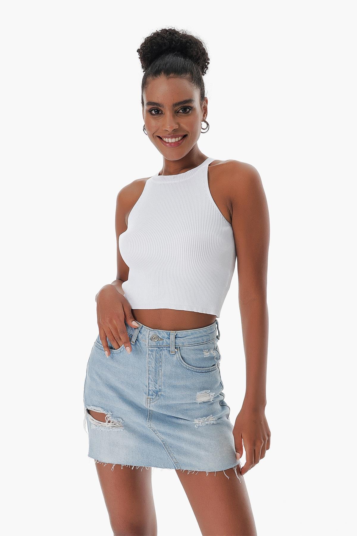 Chuba Kadın Halter Yaka Fitilli Triko Crop Beyaz 23S1008
