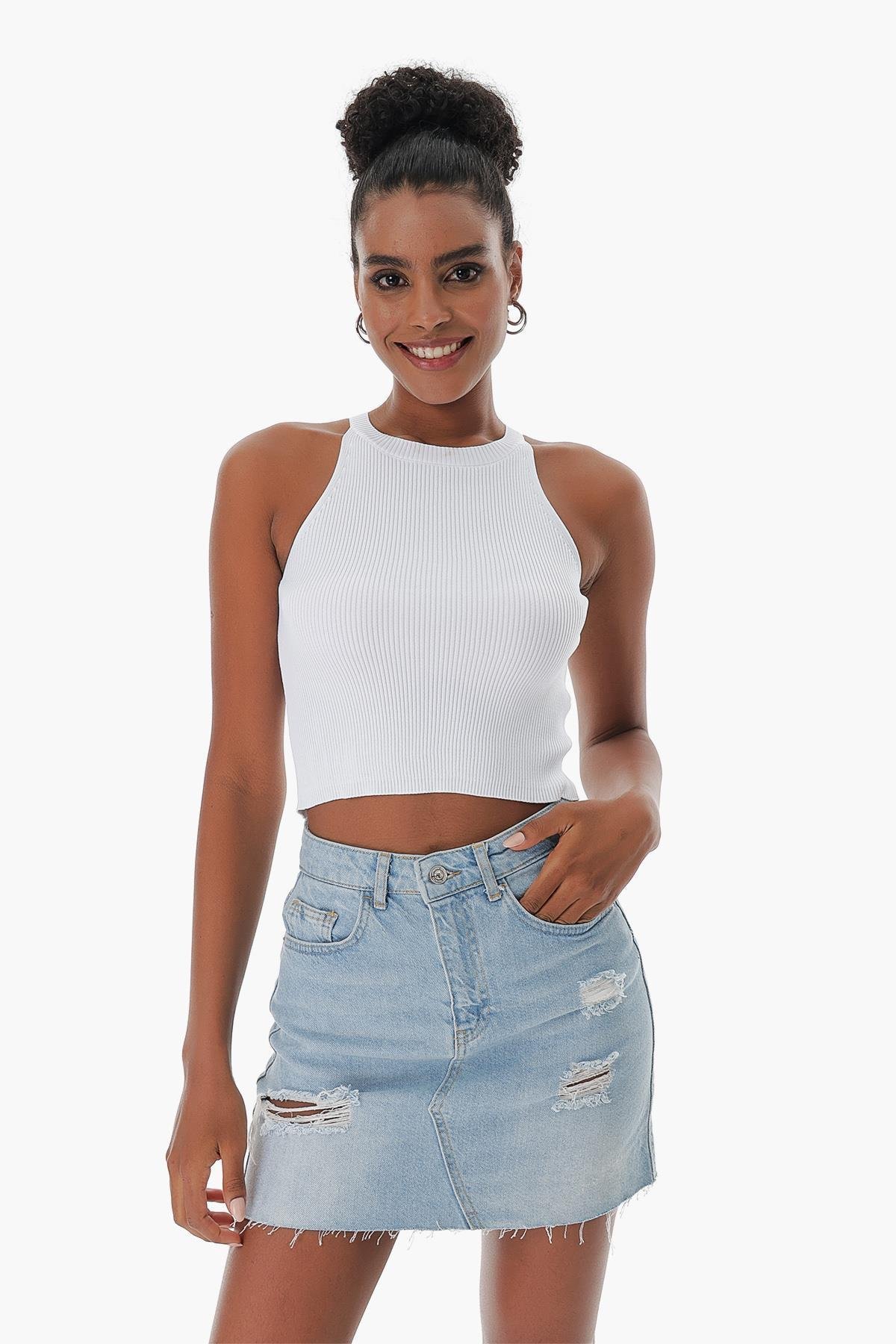 Chuba Kadın Halter Yaka Fitilli Triko Crop Beyaz 23S1008