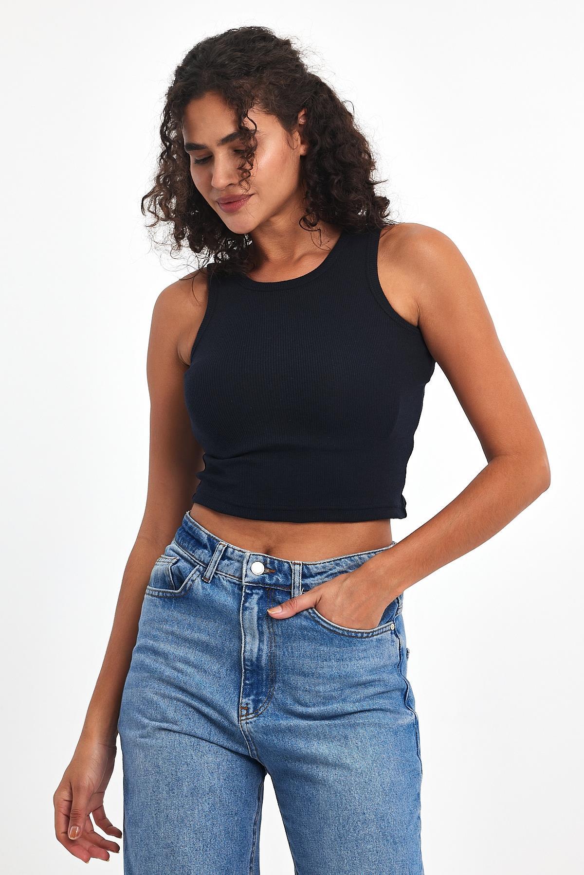 Kadın Lacivert Fitilli Görünümlü Askılı Kalın Esnek Örme Basic Crop Atlet Bluz CMRB93