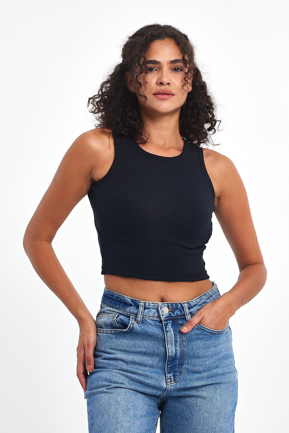 Kadın Lacivert Fitilli Görünümlü Askılı Kalın Esnek Örme Basic Crop Atlet Bluz CMRB93