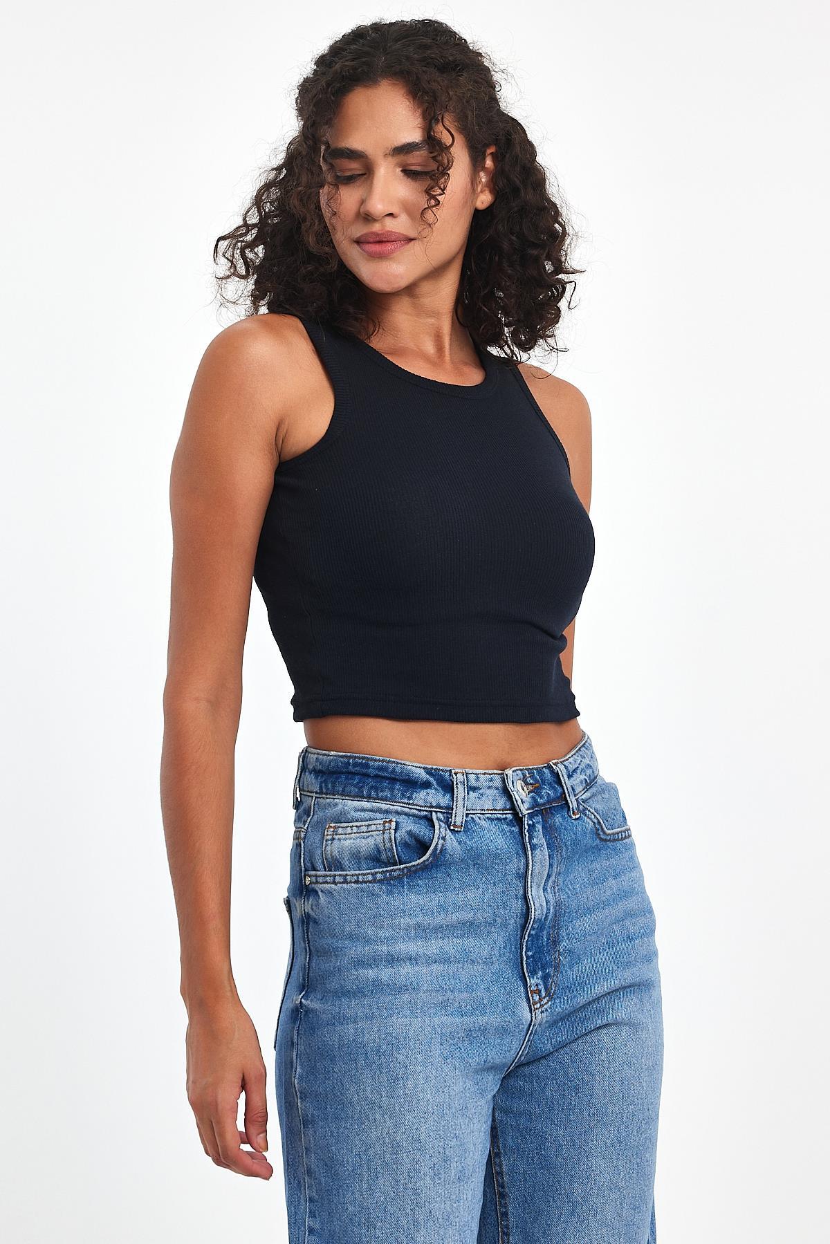 Kadın Lacivert Fitilli Görünümlü Askılı Kalın Esnek Örme Basic Crop Atlet Bluz CMRB93