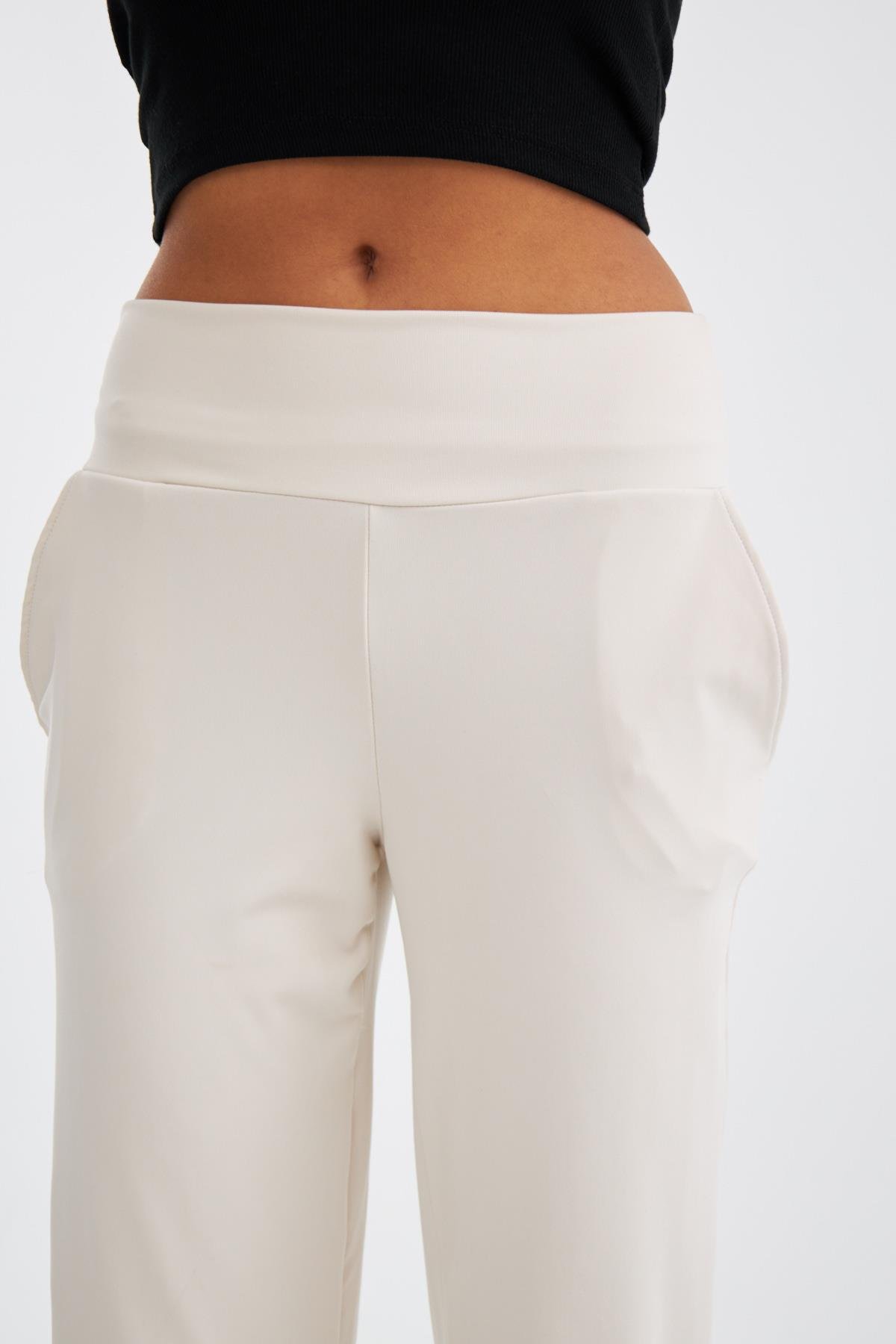 Miya Bej jogger