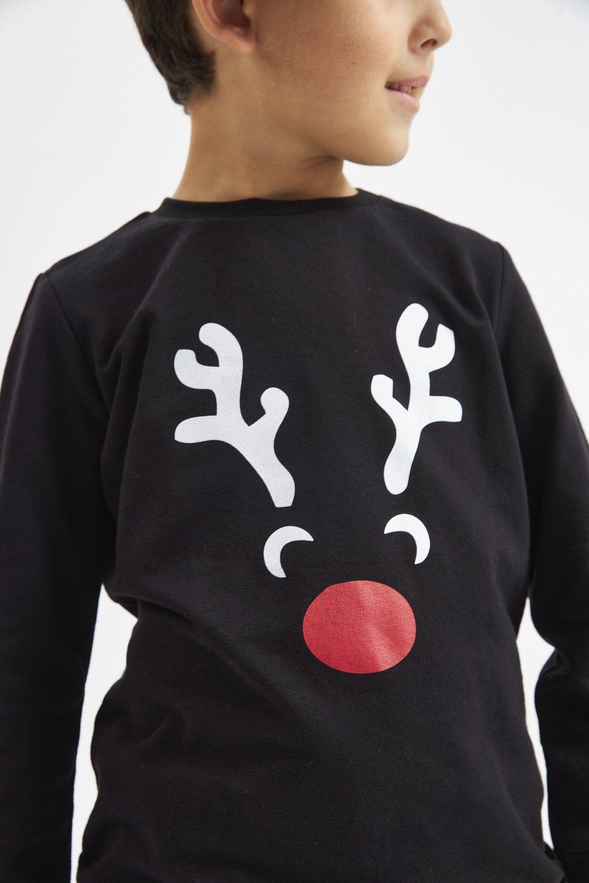 My deer yeni yıl temalı Aile Siyah Sweatshirt.Ayrı ayrı satılır ve fiyatlar farklıdır