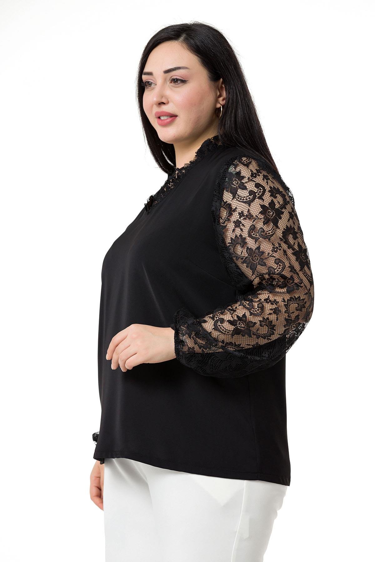 BluzDisentis Modest Büyük Beden V Yakalı Kolları ve Yakası Güpür Detaylı Siyah BluzDISENTIS MODESTBüyük Beden V Yakalı Kolları ve Yakası Güpür Detaylı Siyah Bluz
