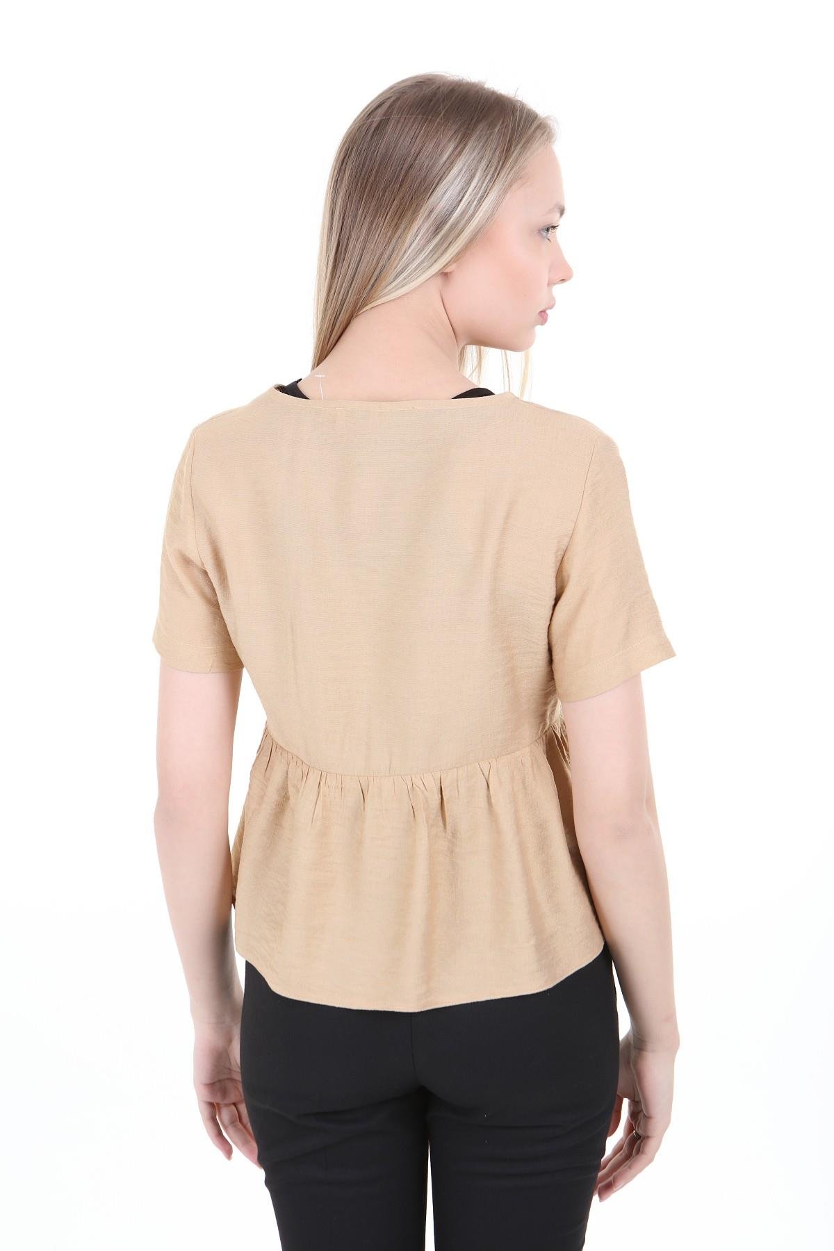 Bolero | Kimono | KapÖnden Bağlamalı Yarım Kollu Bej Rengi BolerodisentisÖnden Bağlamalı Yarım Kollu Bej Rengi Bolero