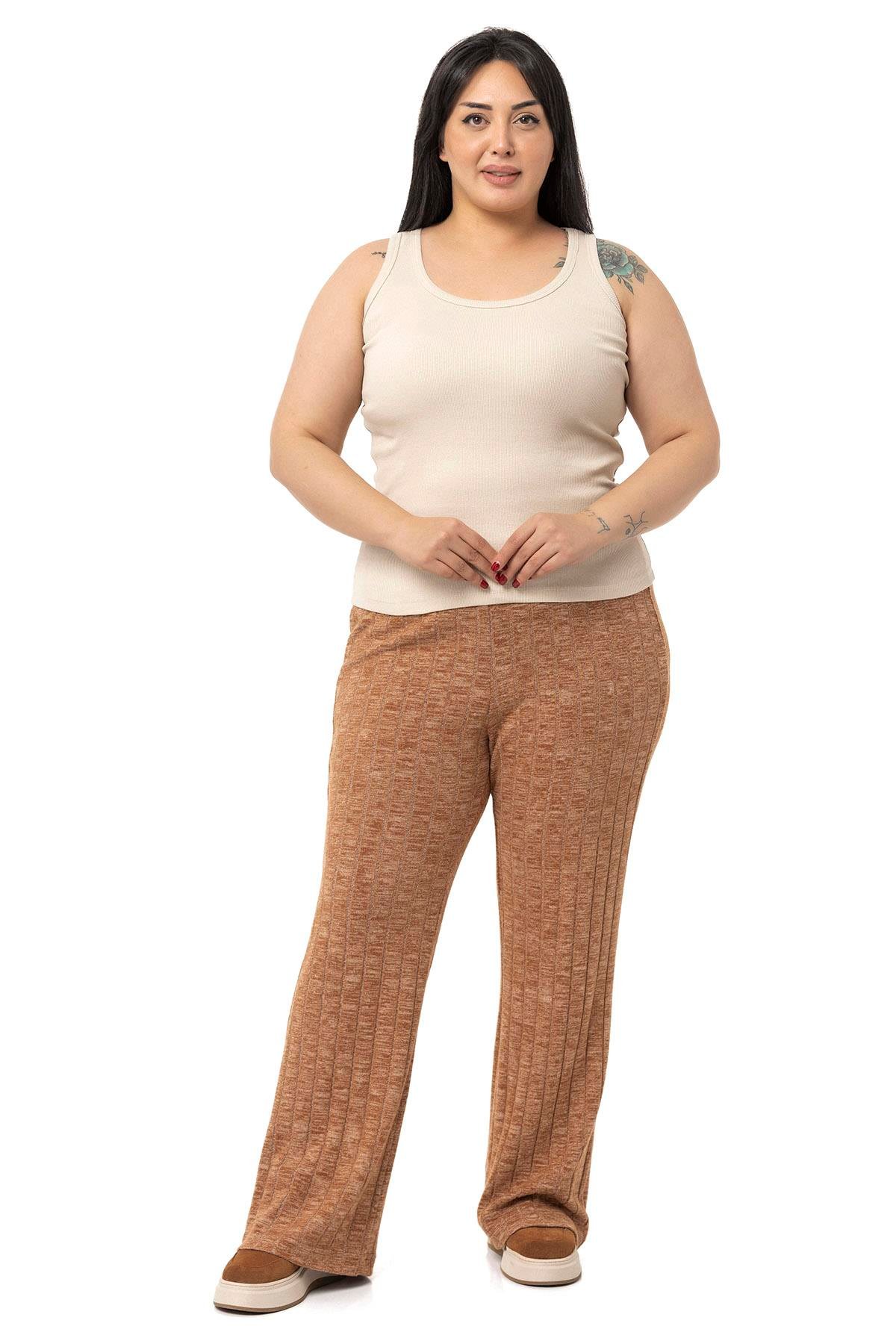 DISENTIS MODEST GENC BUYUK BEDEN FITILLI KASKORSE BODYDISENTIS MODESTBüyük Beden Askılı Fitilli Kaşkorse Bej Rengi Body