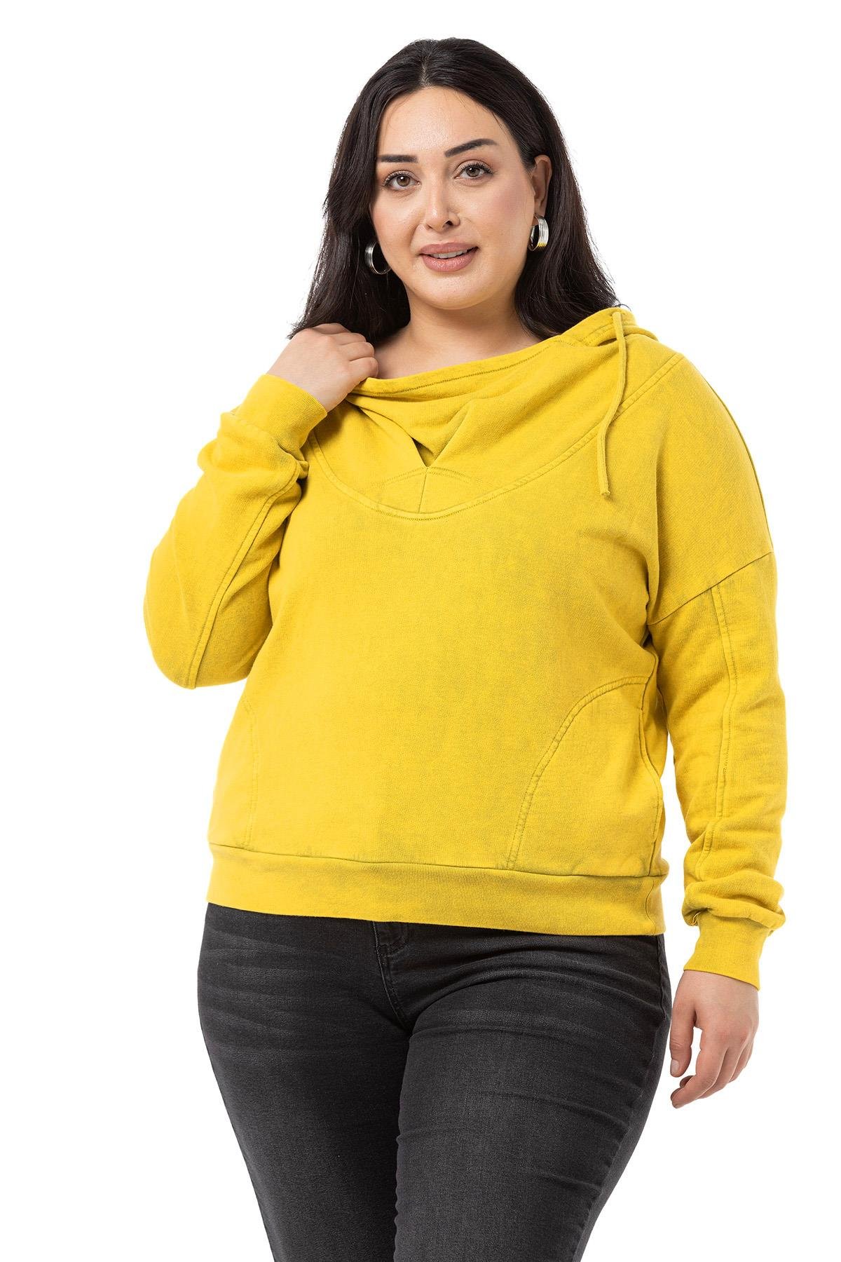 Büyük Beden Degaje Kapüşonlu Yaka Cepli Parça Boyalı Üç İplik Hardal Sweatshirt
