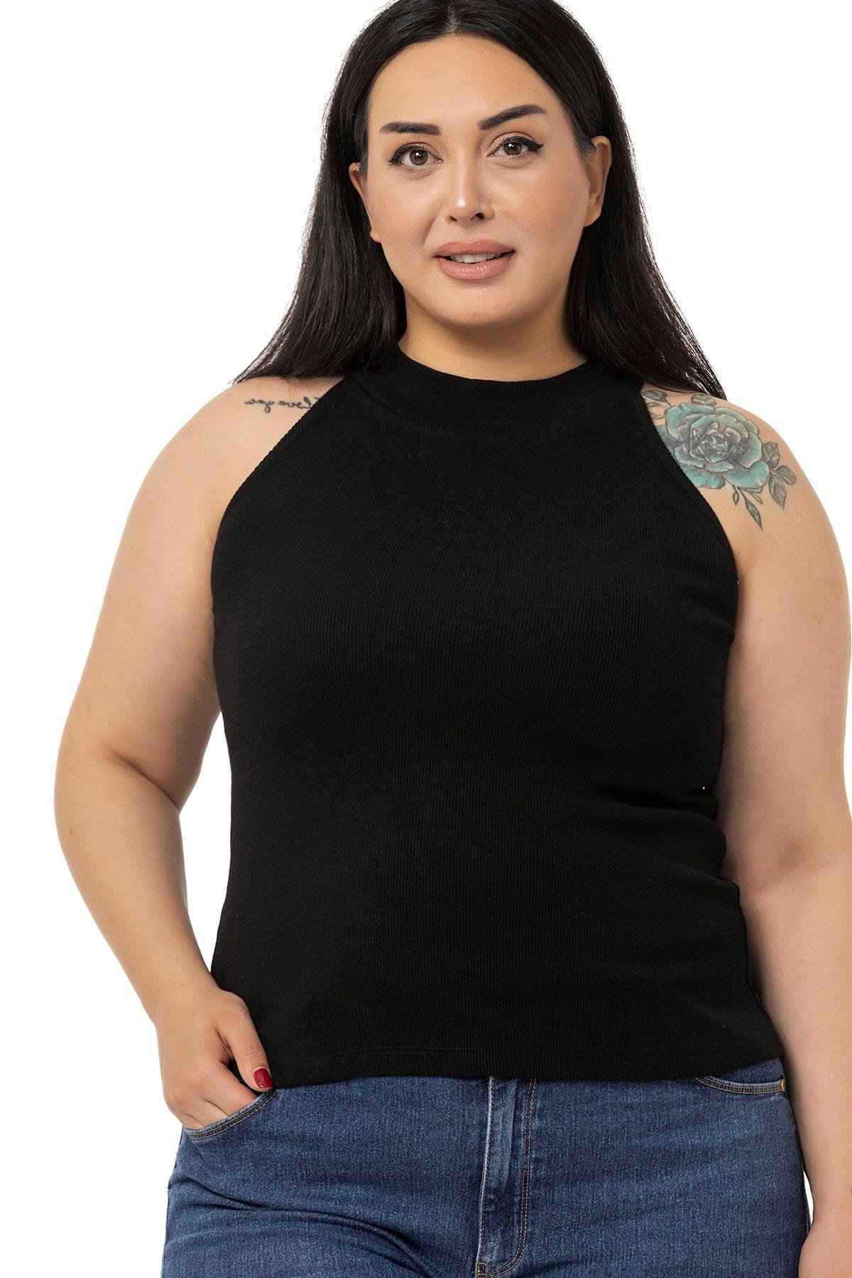 DISENTIS MODEST GENC BUYUK BEDEN KAŞKORSE YARIM BALIKCI HALTER YAKA BODYDISENTIS MODESTBüyük Beden Halter Yaka Yarım Balıkçı Fitilli Kaşkorse Siyah Body