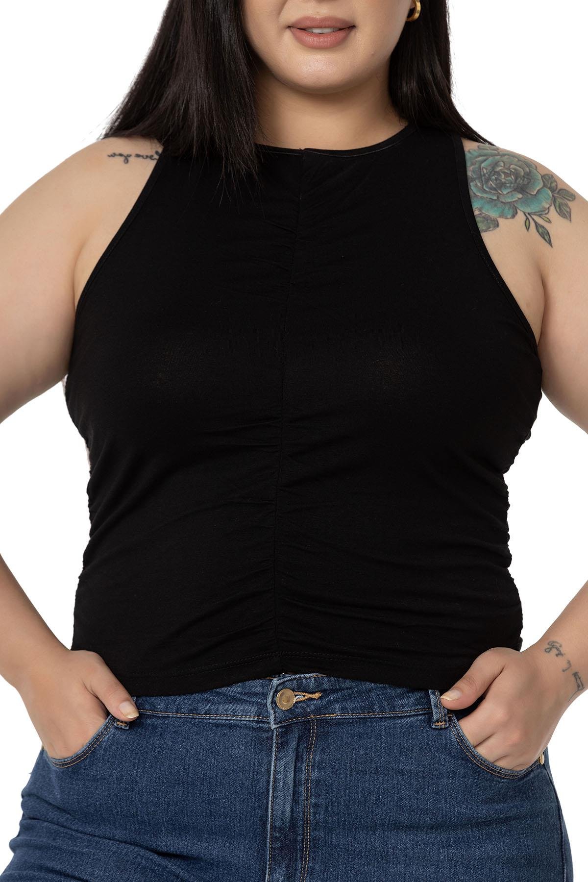 Büyük Beden Önü ve Yanları Drapeli Halter Yaka Siyah Body