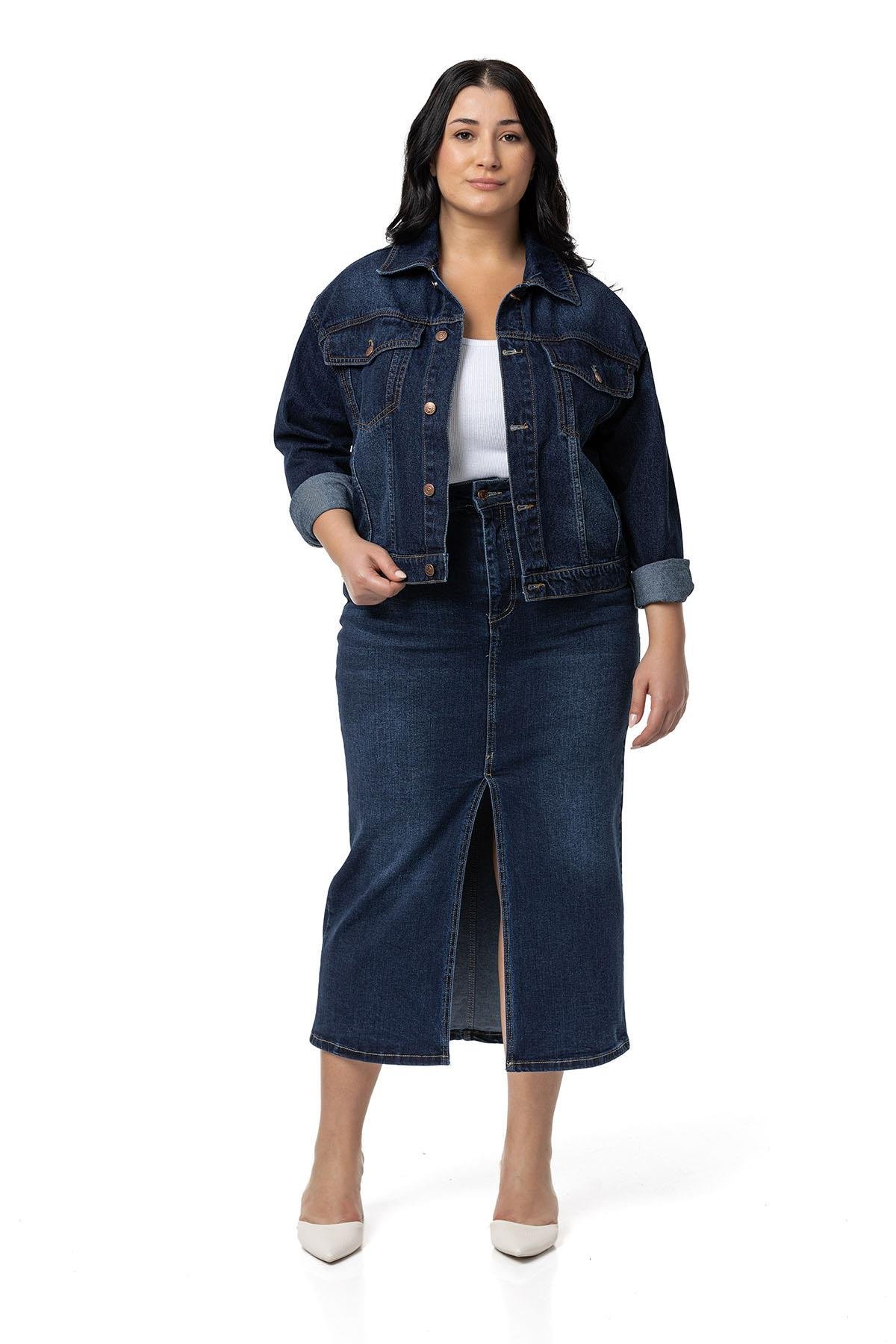 EtekDisentis Modest Büyük Beden Önden Yırtmaç Detaylı Beş Cepli Midi Denim Lacivert EtekDISENTIS MODESTBüyük Beden Önden Yırtmaç Detaylı Beş Cepli Midi Denim Lacivert Etek